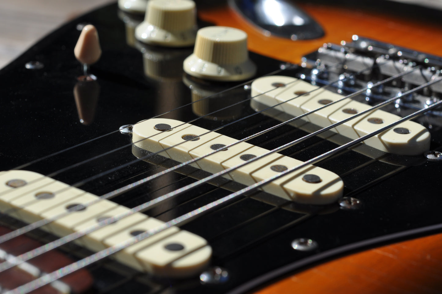 3 single coil pickups in sunburst stratocaster